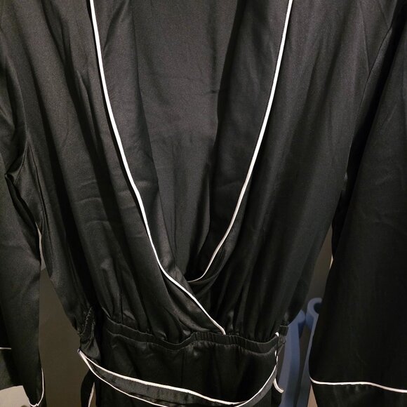 Victoria's Secret Romper - Picture 9 of 10